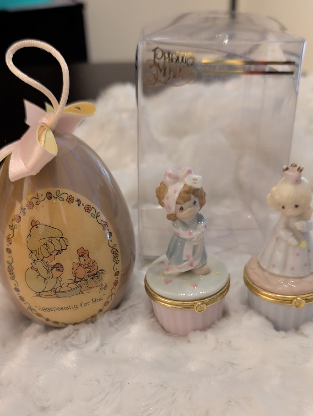Precious Moments Porcelain Figurine Trinket Boxes Set